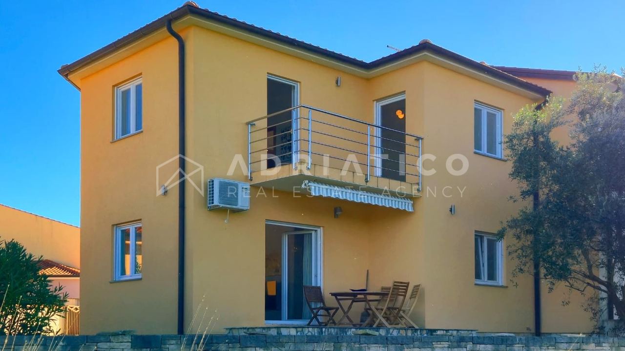 Casa u Vodnjanu, 110m², 3 sobe