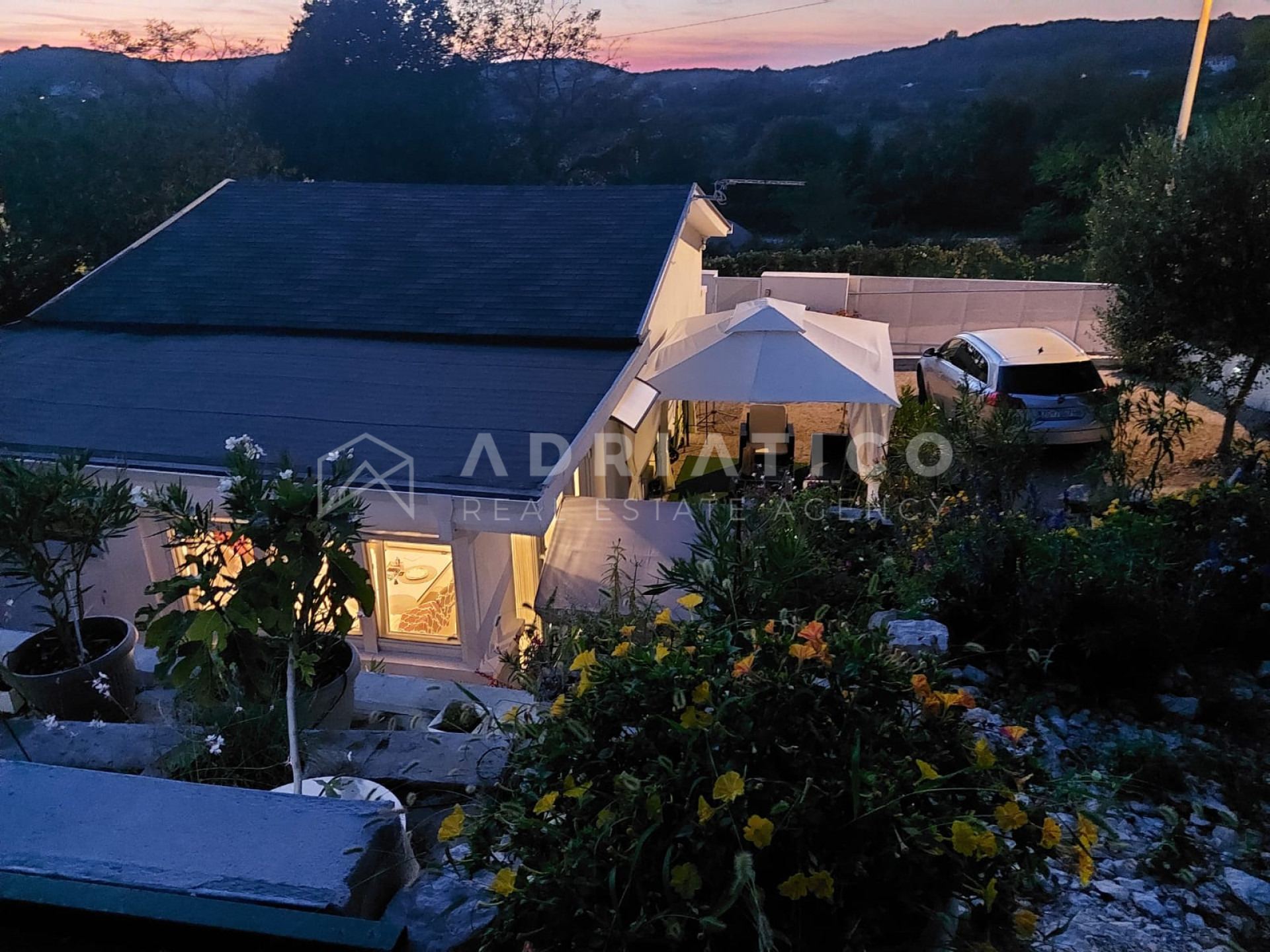 Haus u Rovinju, 60m², 2 sobe