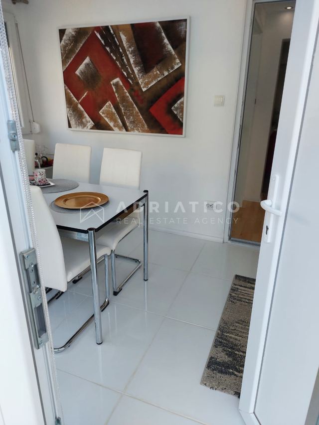 Haus u Rovinju, 60m², 2 sobe, slika 5