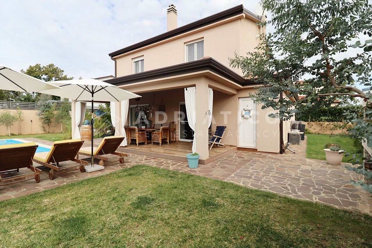 Kuća u Kanfanaru, 142m², 3 sobe, slika 4