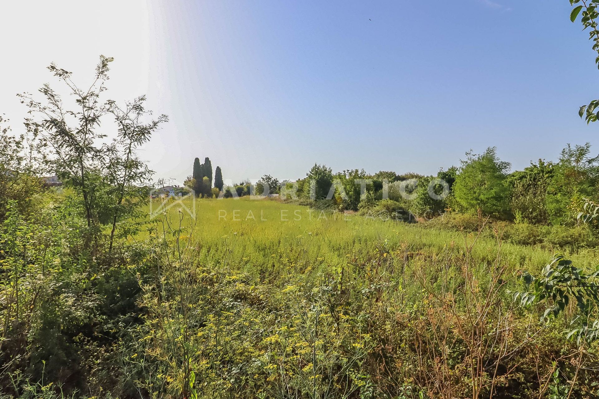 Zemljište u Fažani, 2050m²