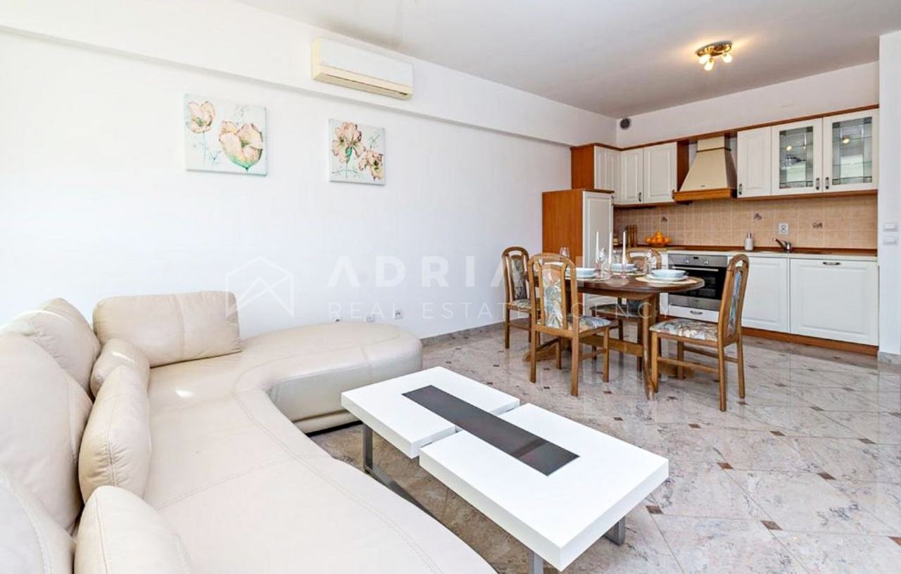 Appartamento u Rovignu, 70m², 2 sobe, slika 2