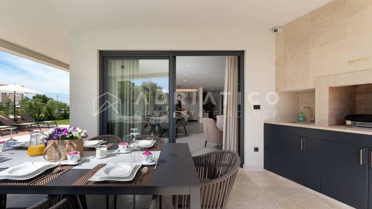 Kuća u Poreču, 220m², 3 sobe, slika 5