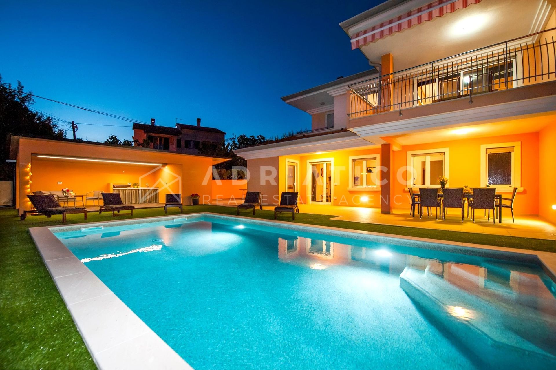 Casa u Rovignu, 550m², 4 sobe, slika 5