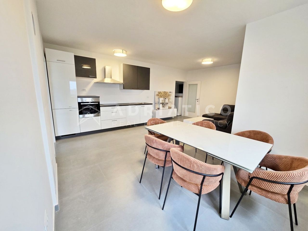 Wohnung u Rovinju, 55.57m², 1 soba