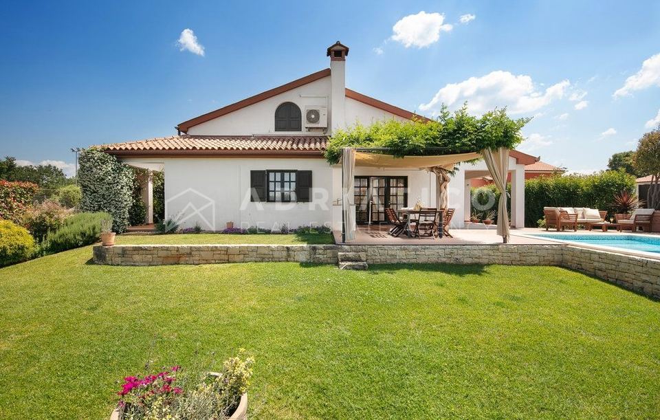 Kuća u Poreču, 330m², 4 sobe, slika 2
