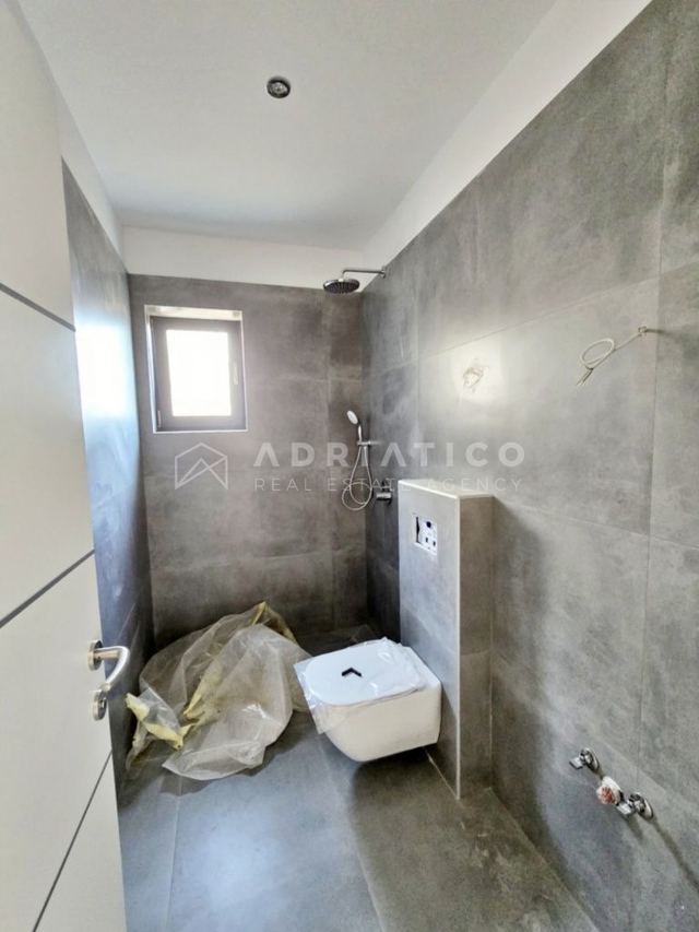 Casa u Kanfanaru, 200m², 3 sobe, slika 5