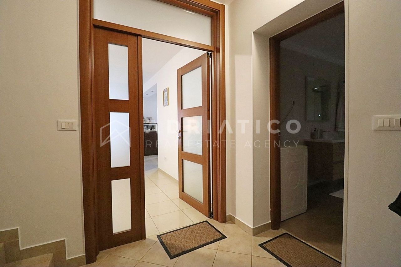 House u Rovinju, 168m², 4 sobe, slika 2