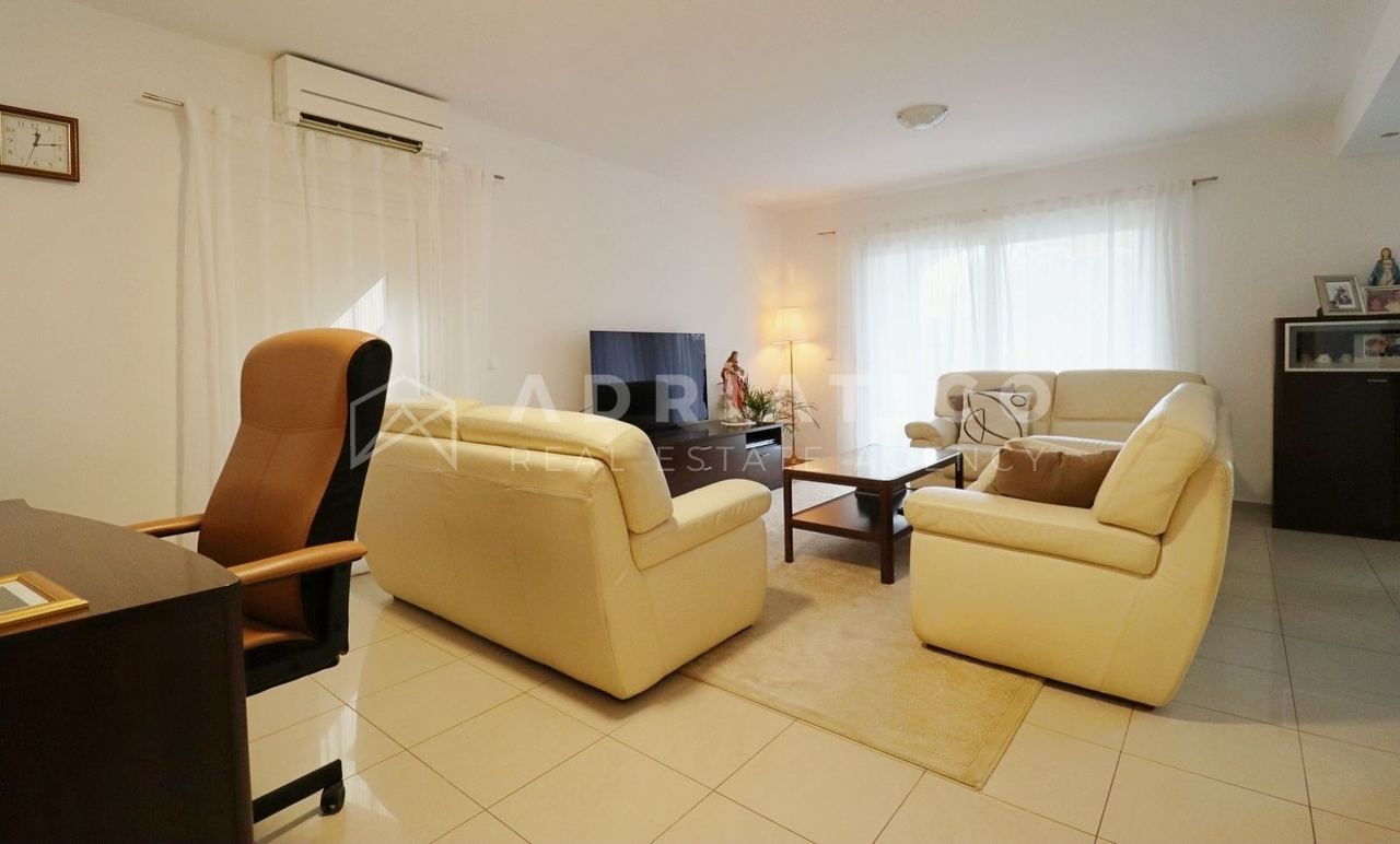 House u Rovinju, 168m², 4 sobe, slika 3