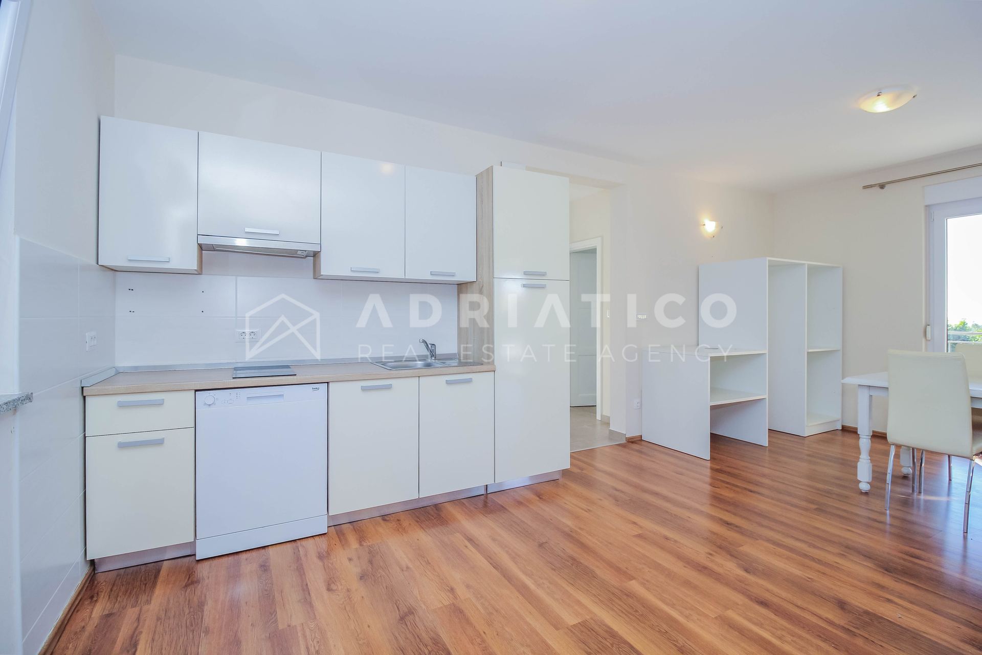 Haus u Poreču, 170m², 3 sobe, slika 4