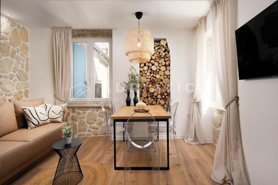 Wohnung u Rovinju, 50m², 2 sobe