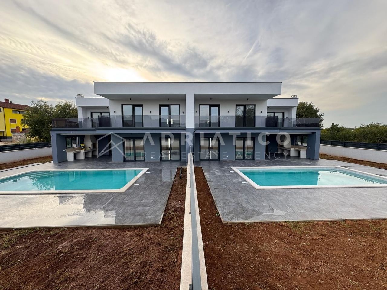 House u Rovinju, 226m², 4 sobe, slika 2