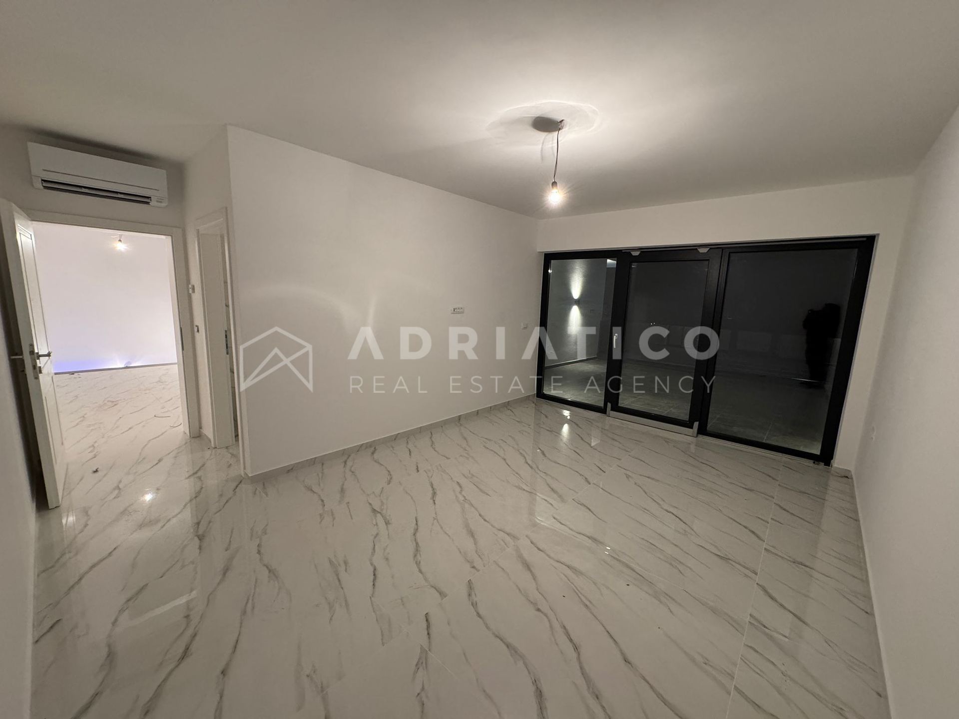 House u Rovinju, 226m², 4 sobe, slika 4