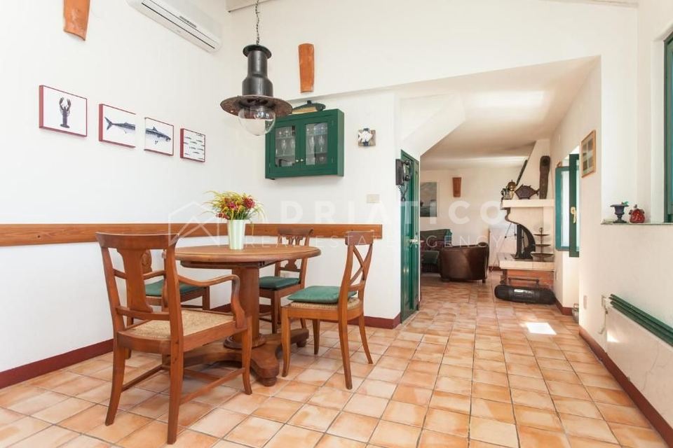 Appartamento u Rovignu, 98.3m², 2 sobe, slika 4