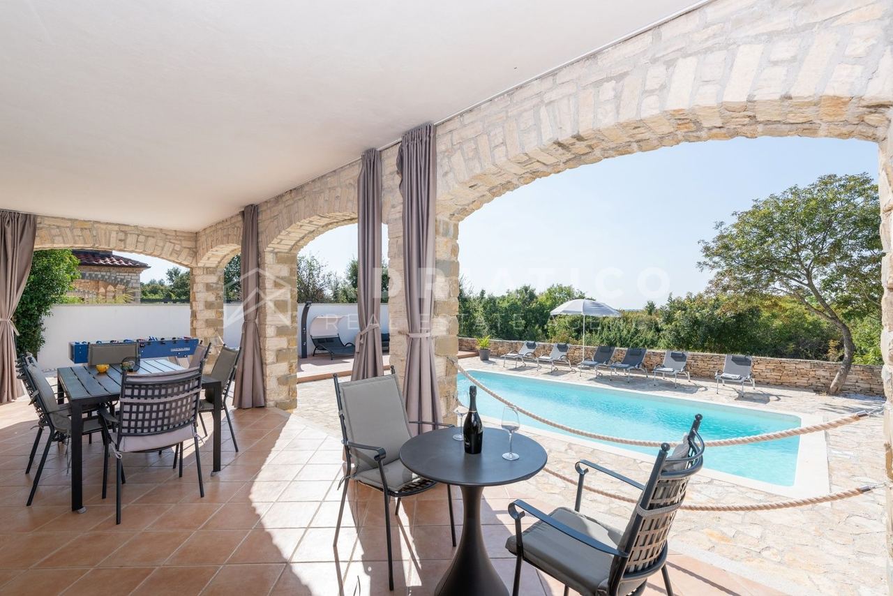 Casa u Svetvinčenatu, 155m², 4 sobe, slika 5