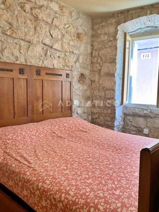 Kuća u Rovinju, 180m², 2 sobe, slika 3