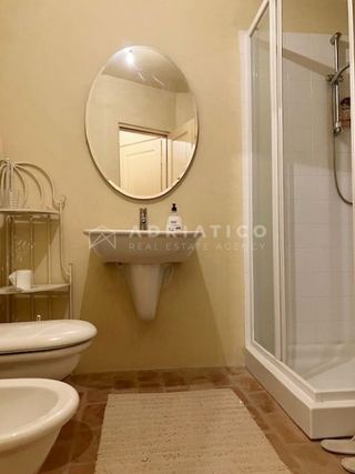 Kuća u Rovinju, 180m², 2 sobe, slika 5