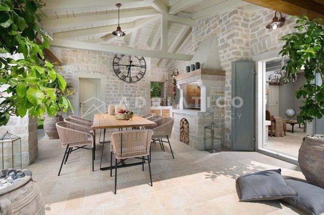 Kuća u Kanfanaru, 359m², 4 sobe, slika 3