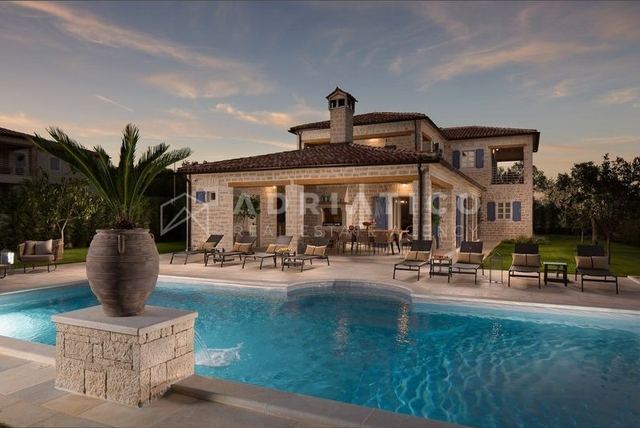 House u Kanfanaru, 353m², 4 sobe
