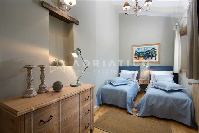 Kuća u Kanfanaru, 353m², 4 sobe, slika 5