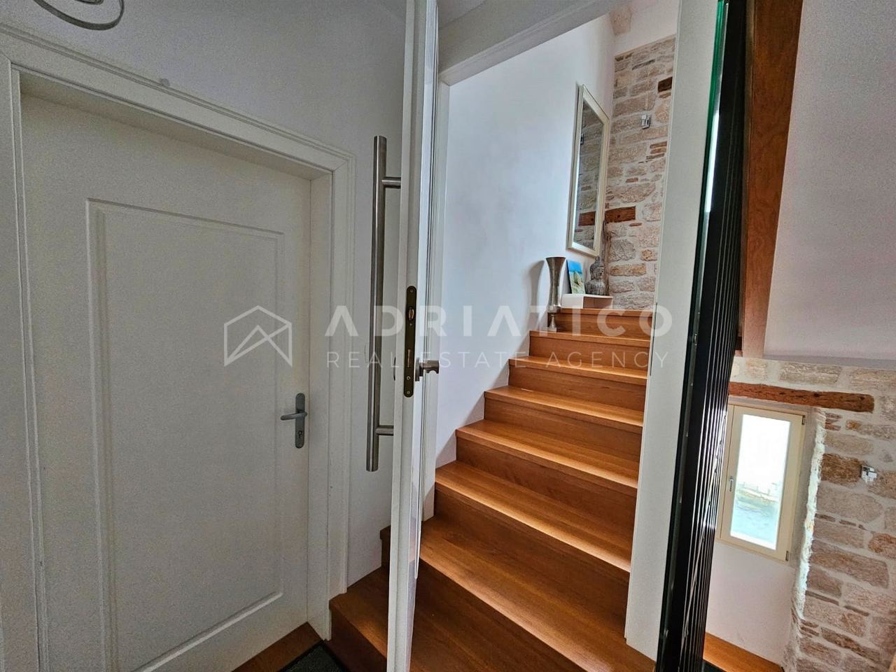 Appartamento u Rovignu, 205m², 3 sobe, slika 2