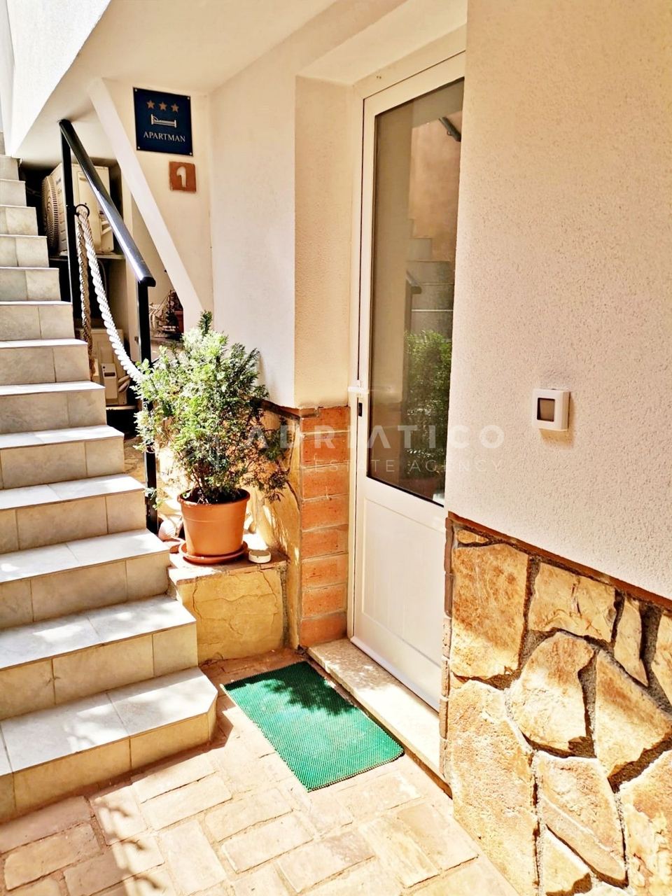 Apartment u Rovinju, 177m², 3 sobe, slika 2