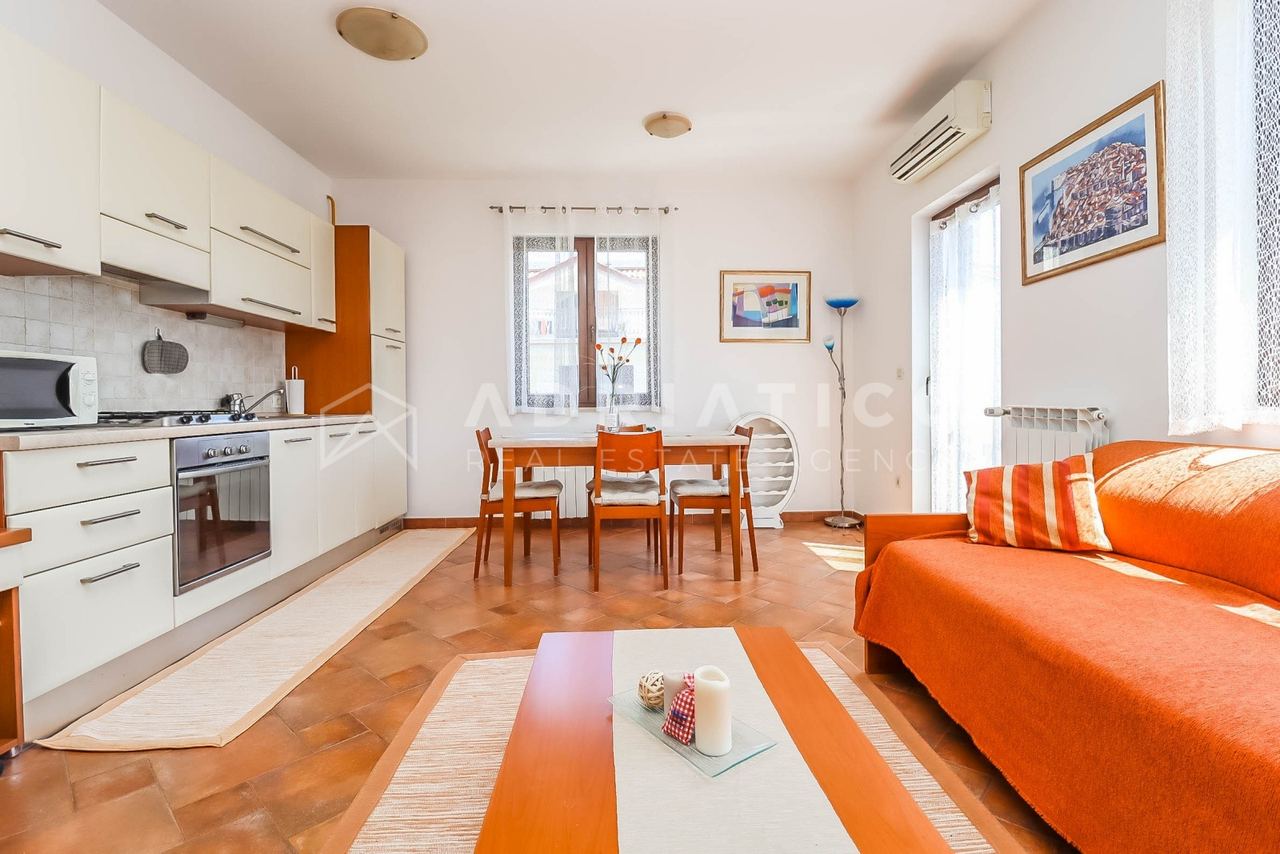 Wohnung u Rovinju, 52.45m², 1 soba, slika 2