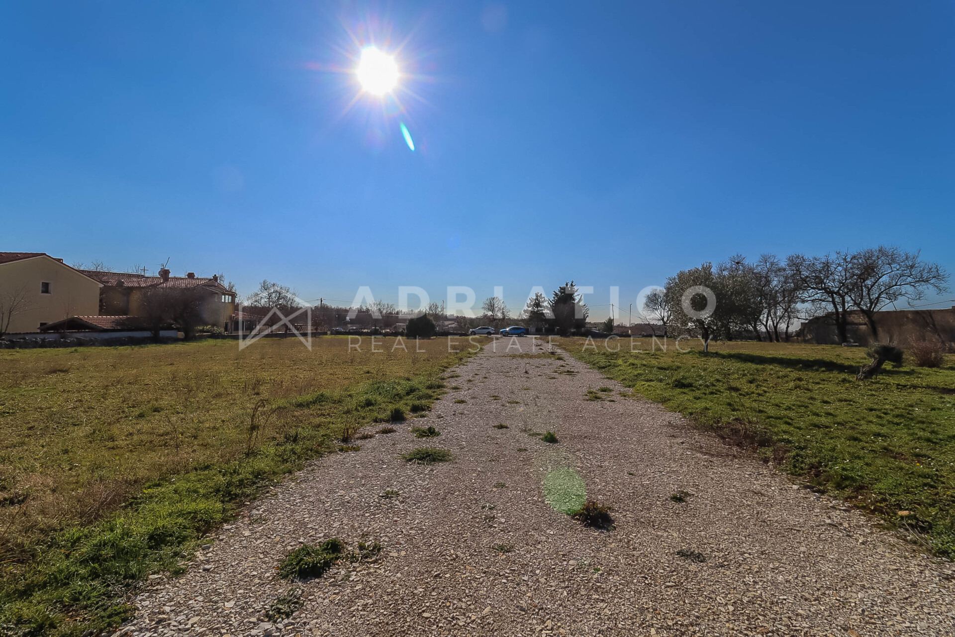 Land u Vodnjanu, 911m², slika 5