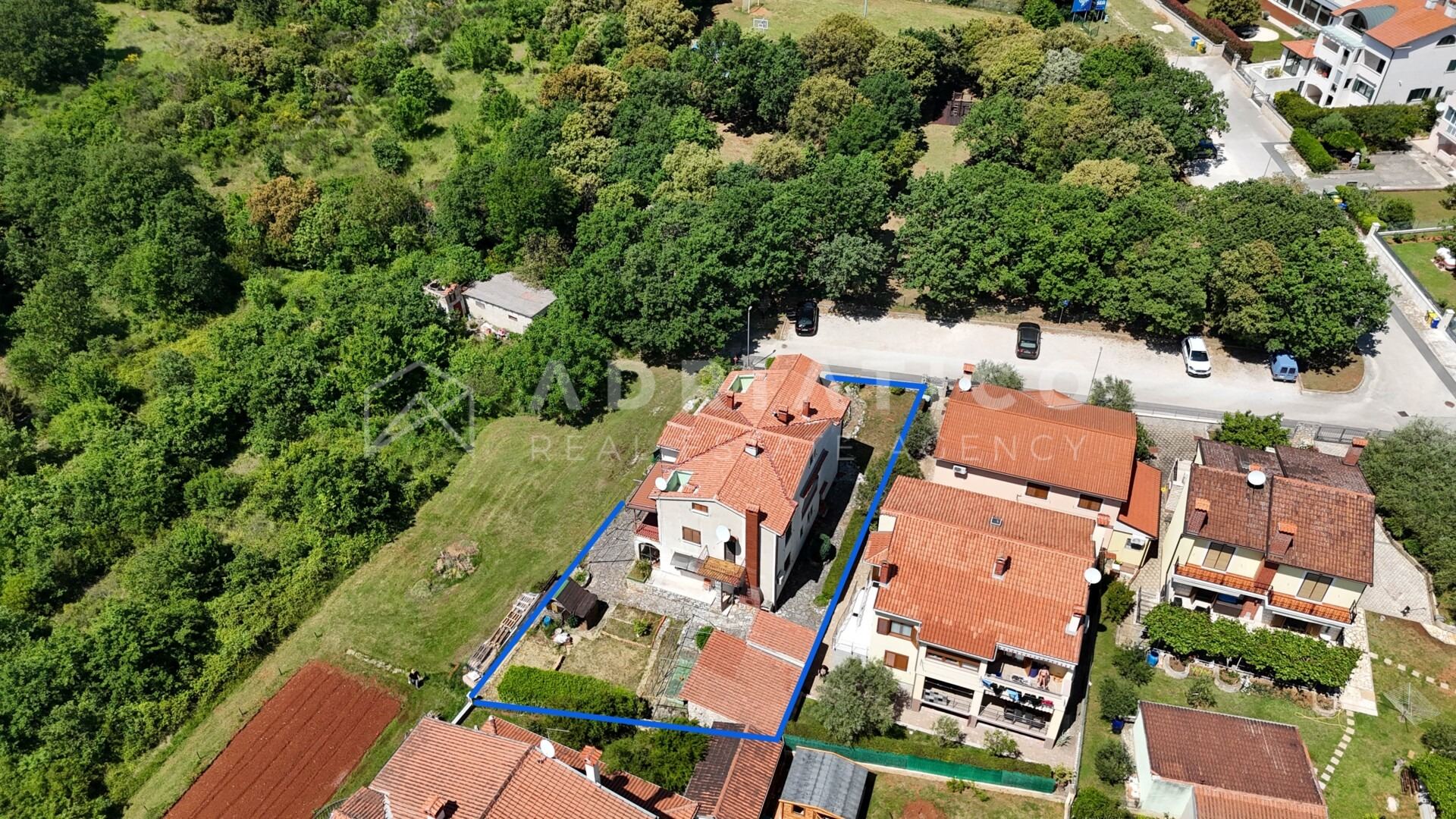 House u Rovinju, 325.44m², 5 soba, slika 2