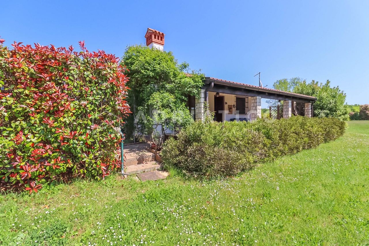 Casa u Rovignu, 116m², 2 sobe, slika 3