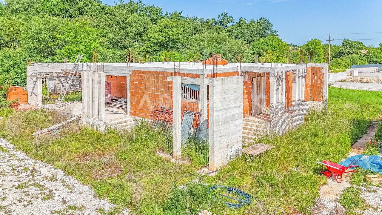 Kuća u Kanfanaru, 143m², 2 sobe, slika 3