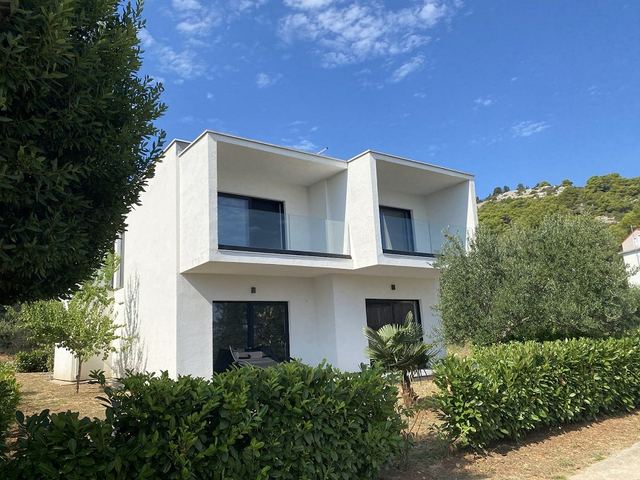 House u Tkonu, 169m², 4 sobe, slika 3