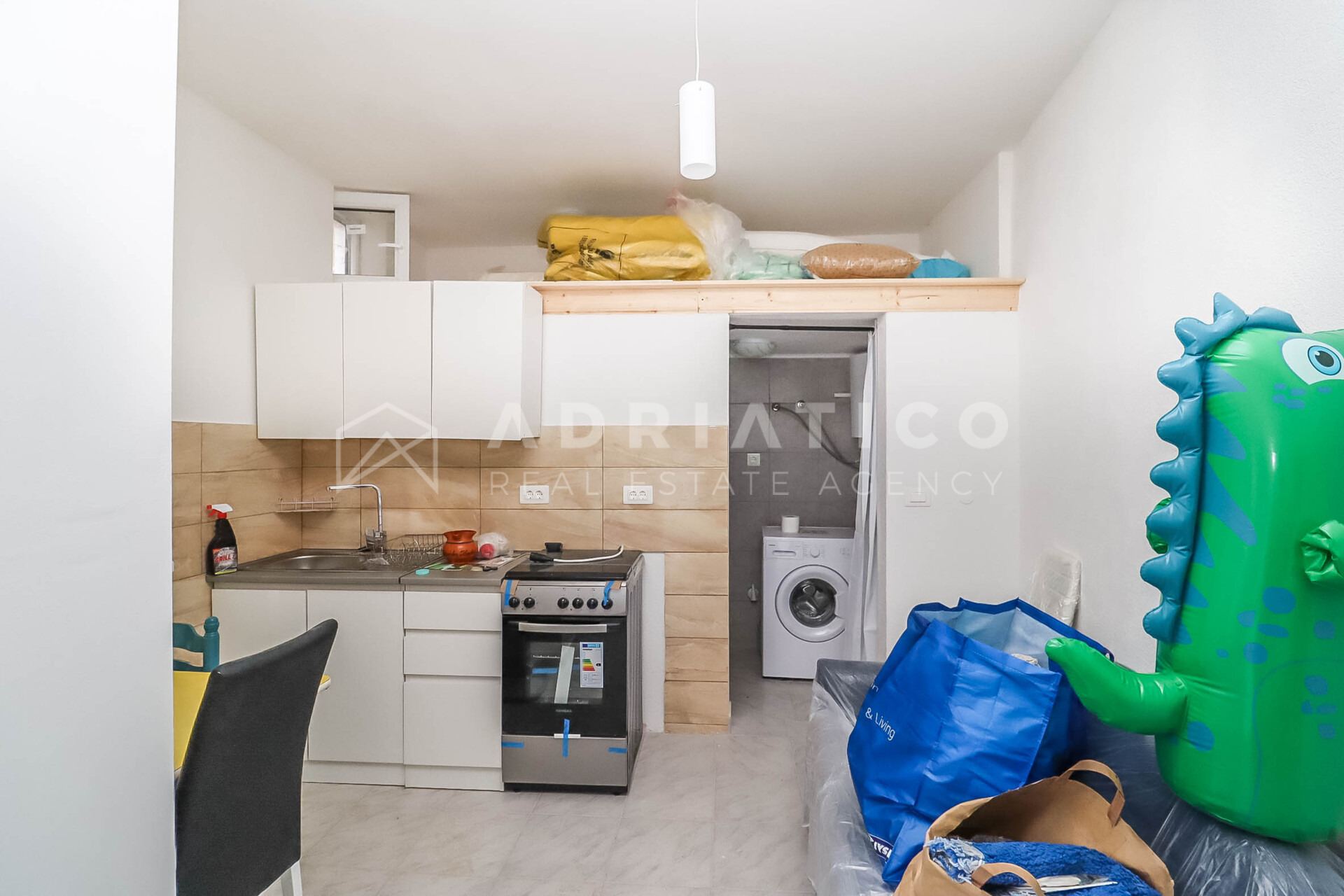 Kuća u Vodnjanu, 243.25m², slika 4