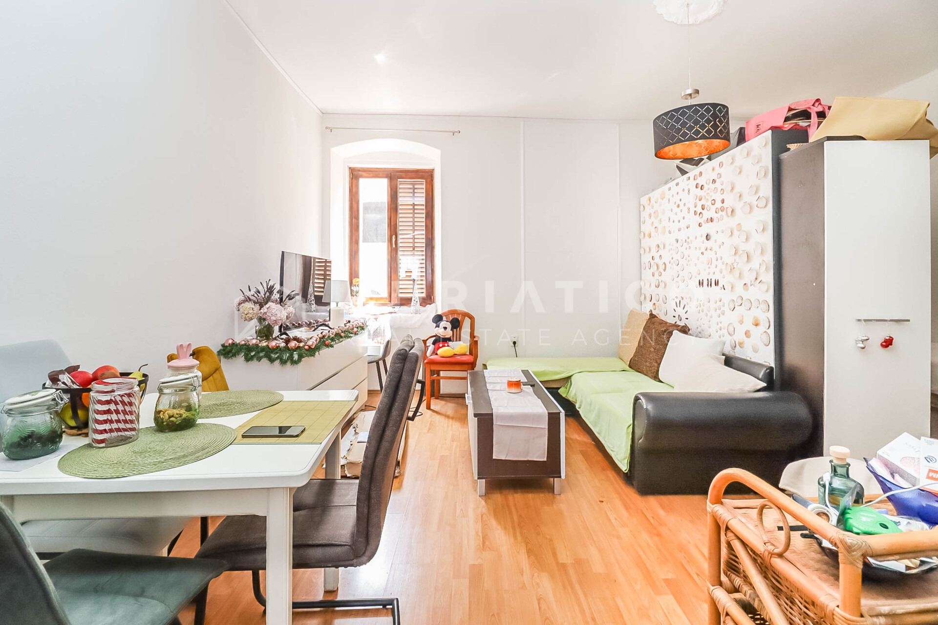 Kuća u Vodnjanu, 243.25m², slika 5