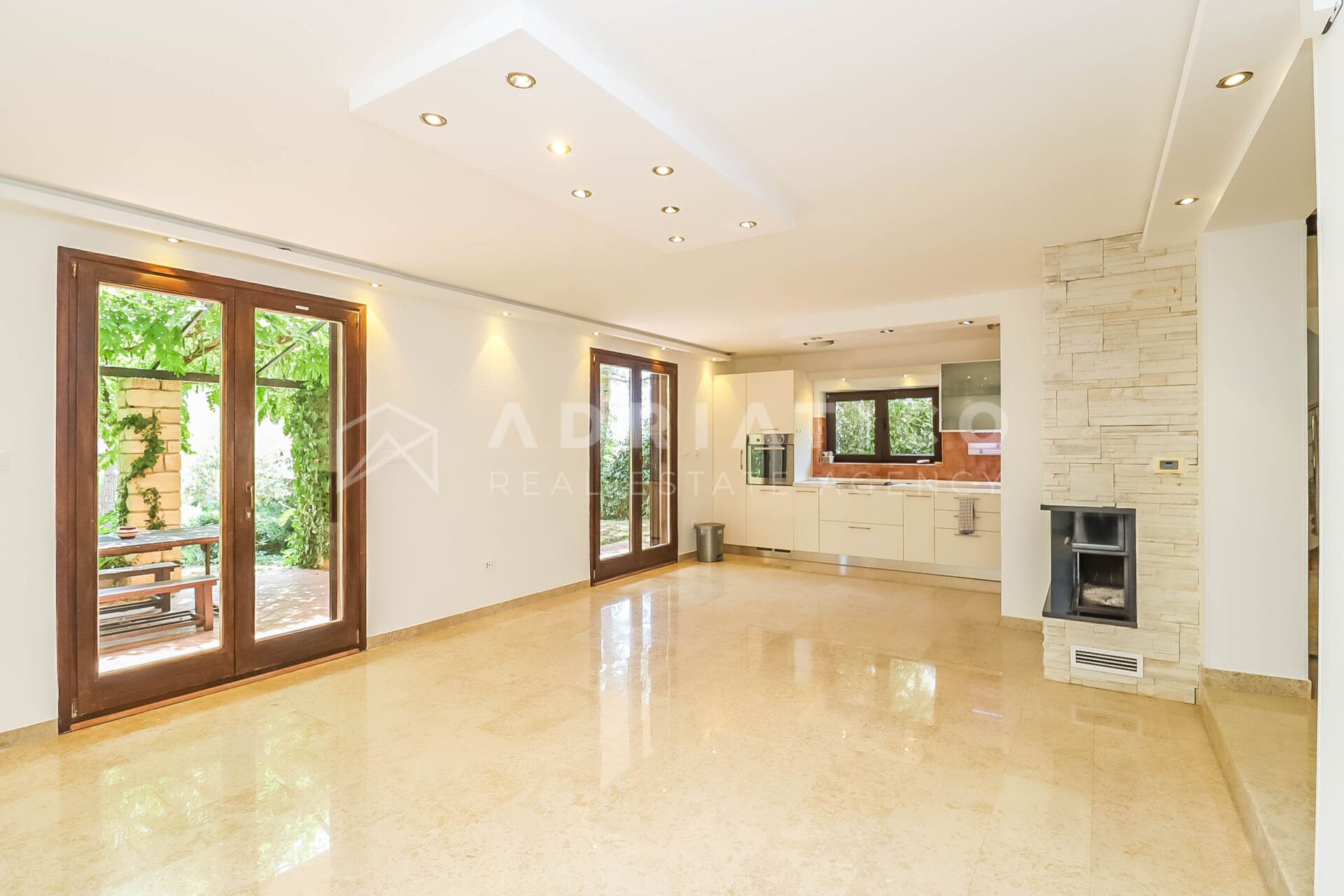 Kuća u Rovinju, 225.3m², 2 sobe, slika 5