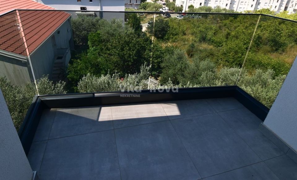 Wohnung u Zadru, 80m², 2 sobe, slika 2