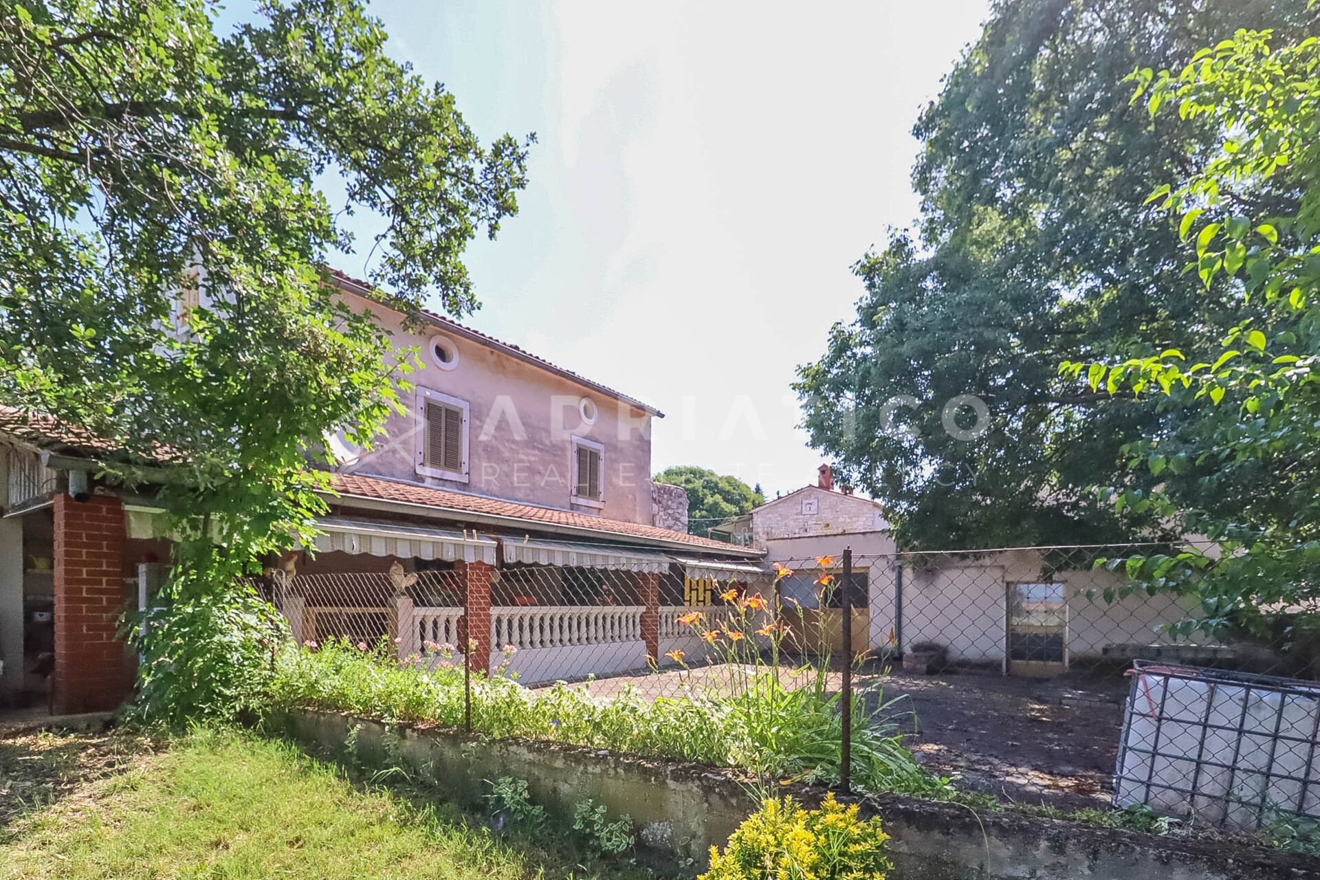 Kuća u Sveti Lovreču, 213m², slika 4