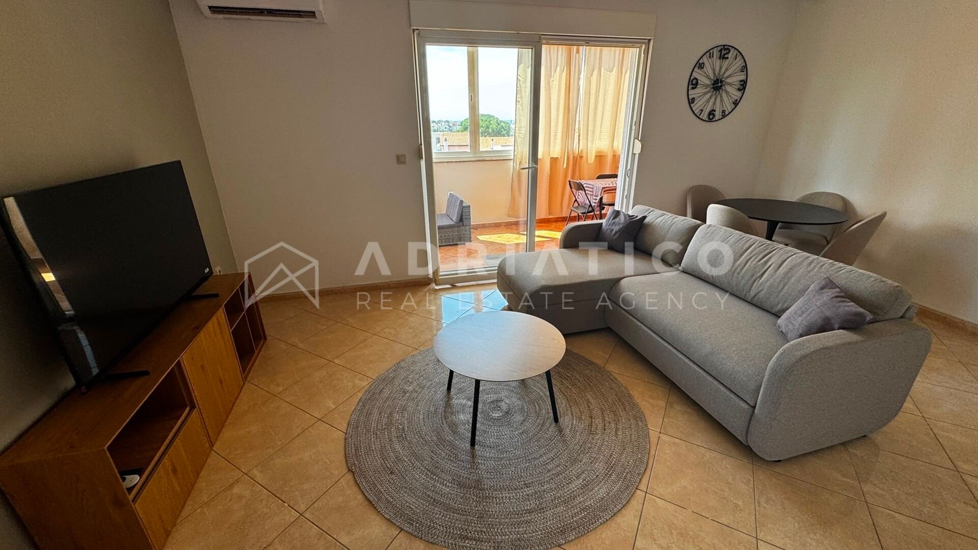 Stan u Novigradu, 72.5m², 2 sobe, slika 3