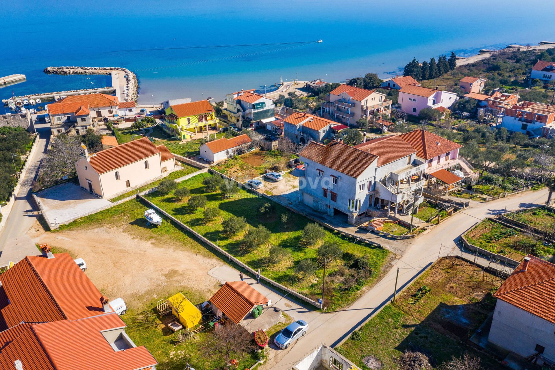 Zemljište u Pašmanu, 1058m², slika 2