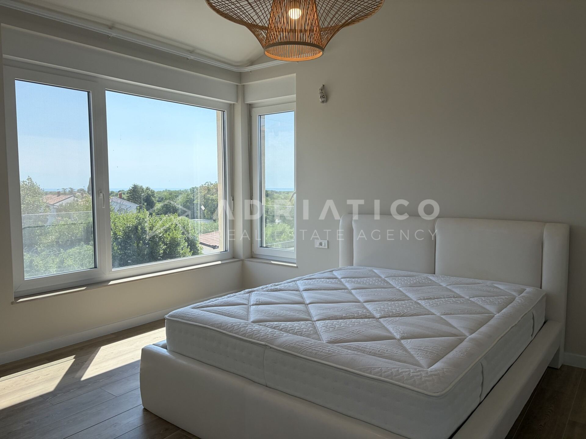 Kuća u Brtonigli, 104m², 2 sobe