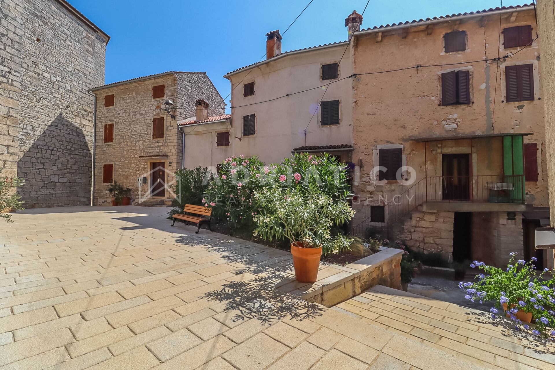 Casa u Balama, 200m², 4 sobe, slika 2