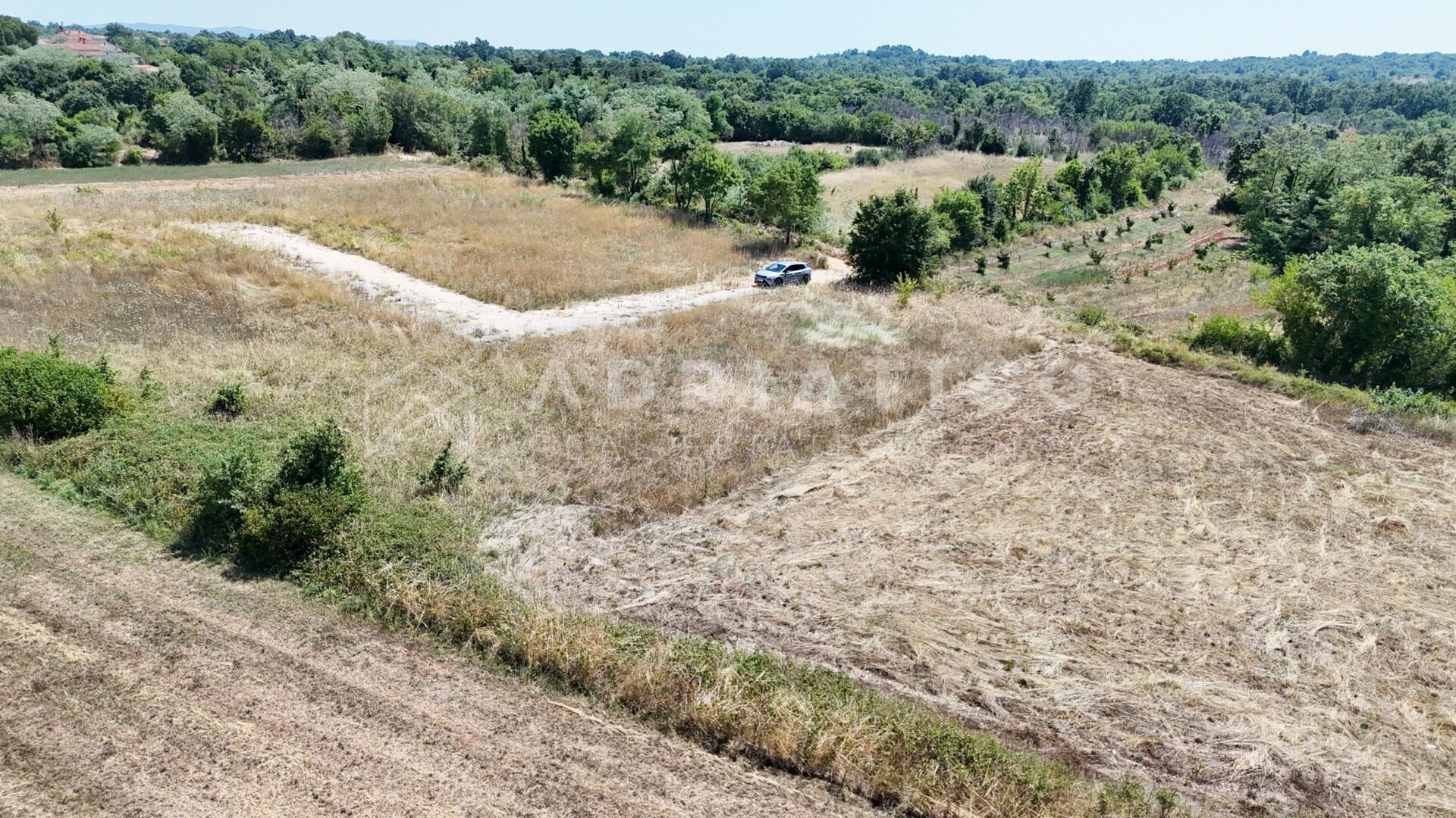 Zemljište u Žminju, 545m², slika 3