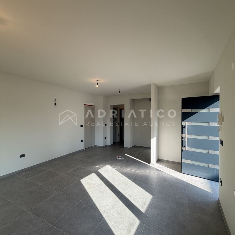 Wohnung u Poreču, 106m², 3 sobe