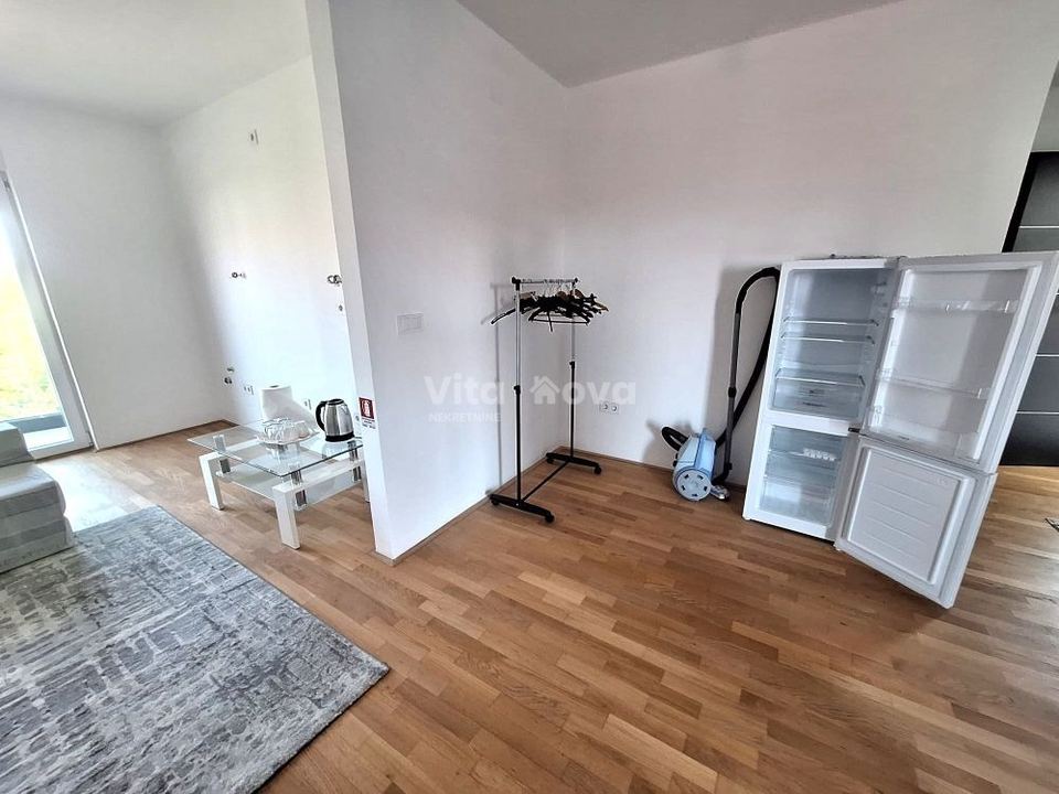 Gewerbefläche u Zadru, 65m²