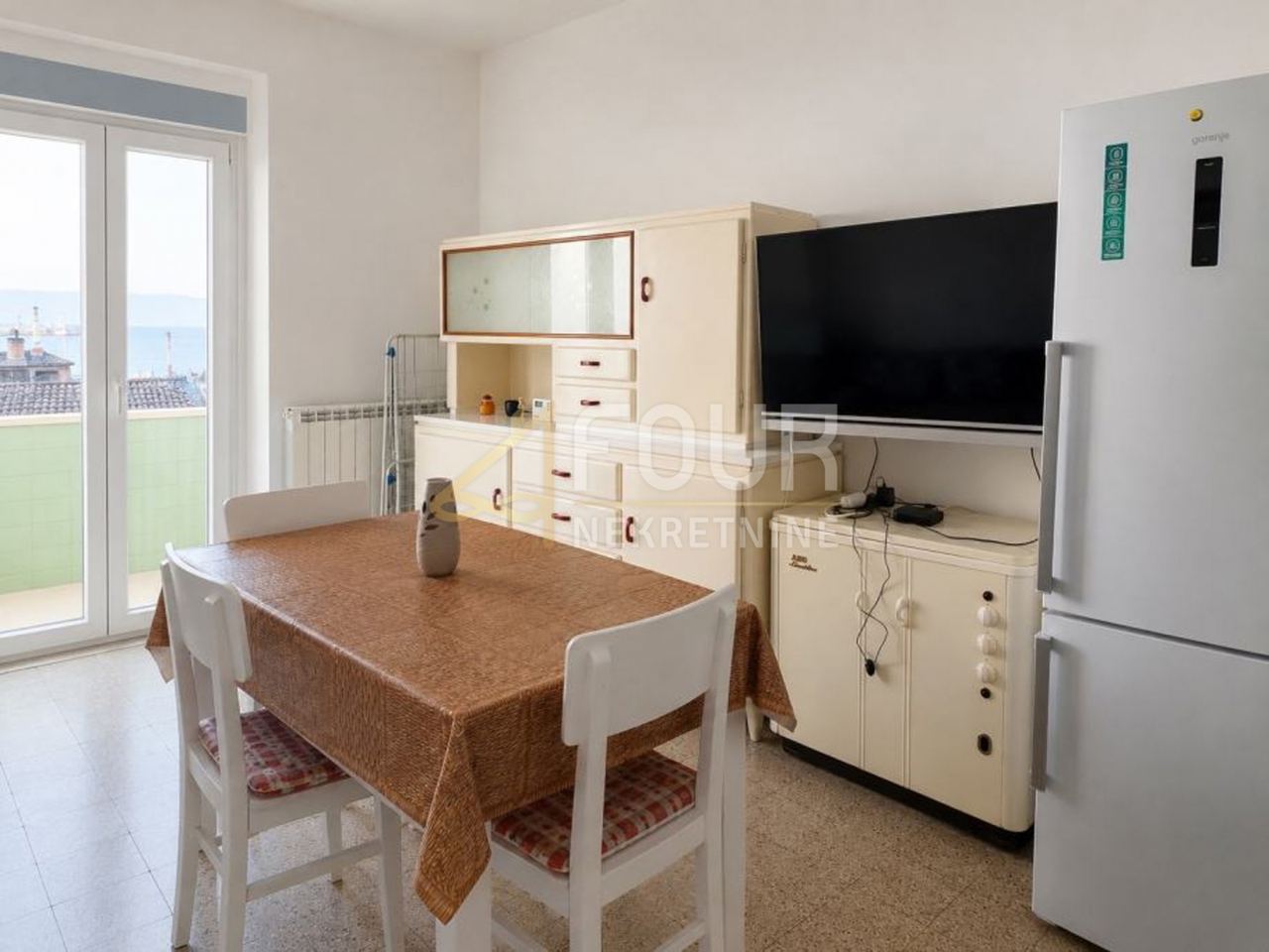 Stan u Rijeci, 56.99m², 2 sobe