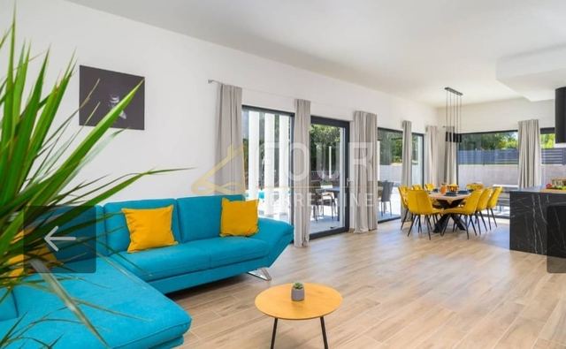 Casa u Svetvinčenatu, 142m², 3 sobe, slika 3