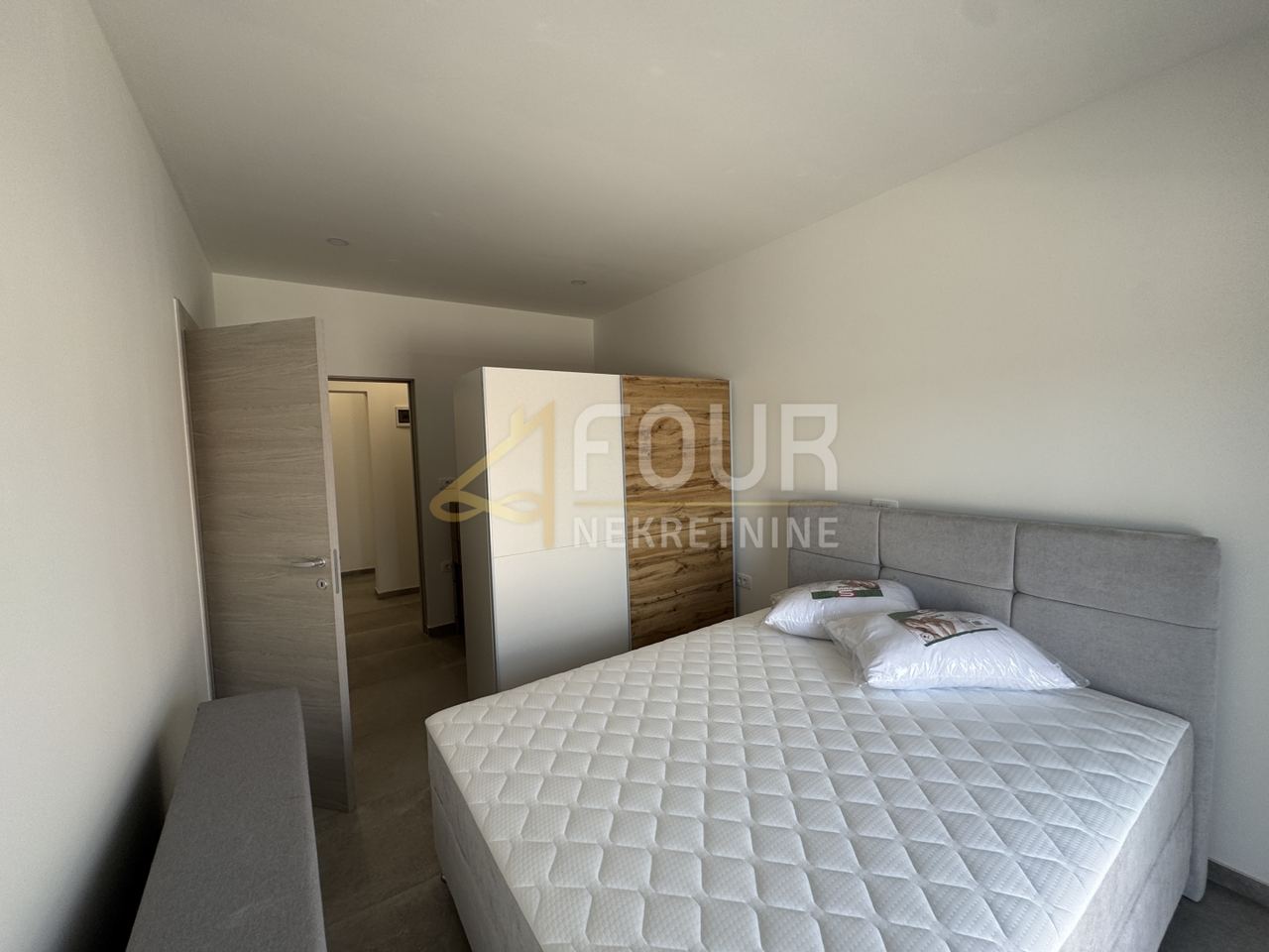 Casa u Vodnjanu, 408m², 8 soba, slika 5