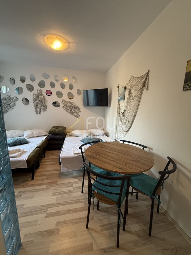 Wohnung u Novi Vinodolskiu, 24m², slika 3