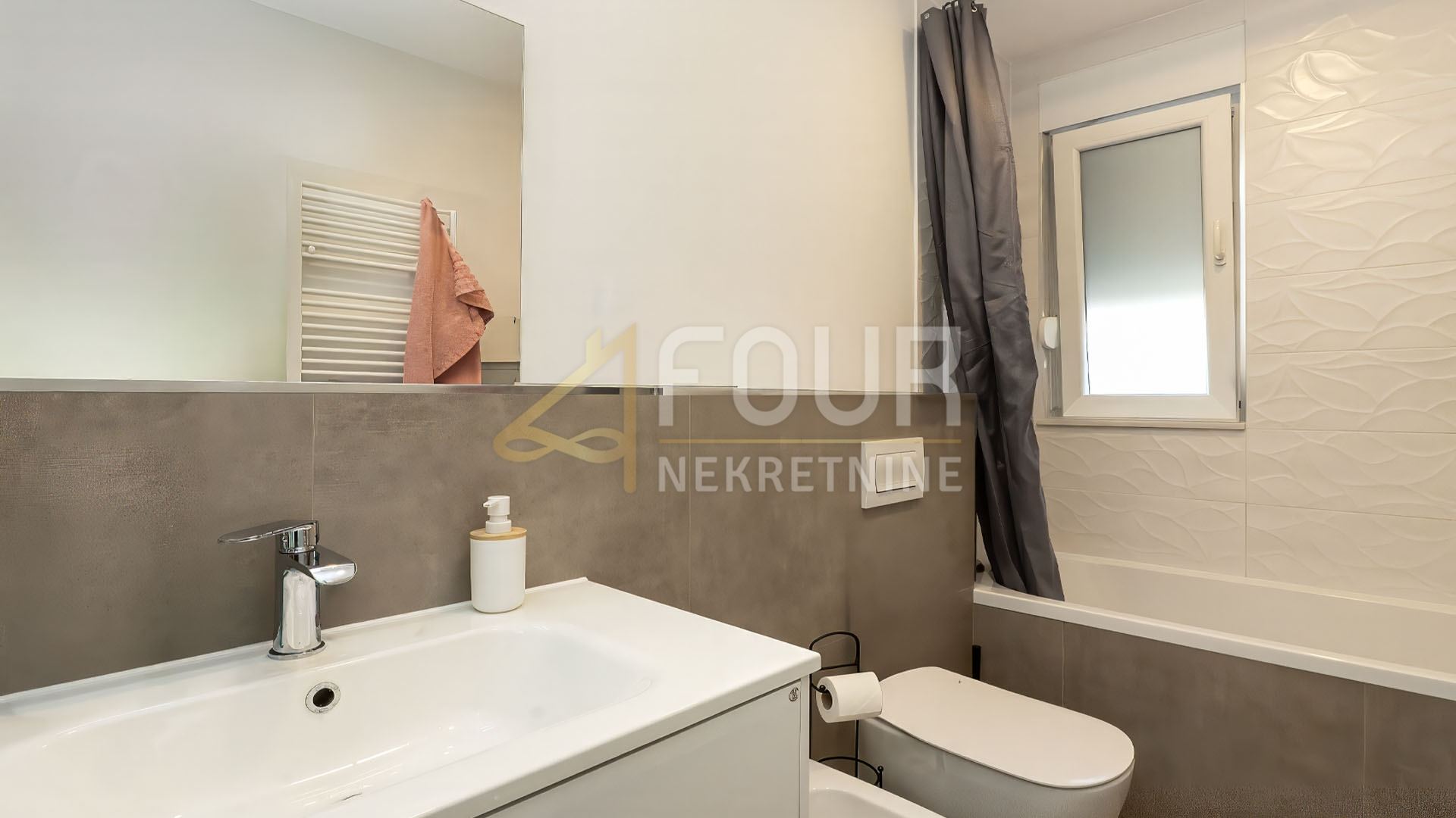 Wohnung u Rijeci, 109.15m², 2 sobe, slika 5