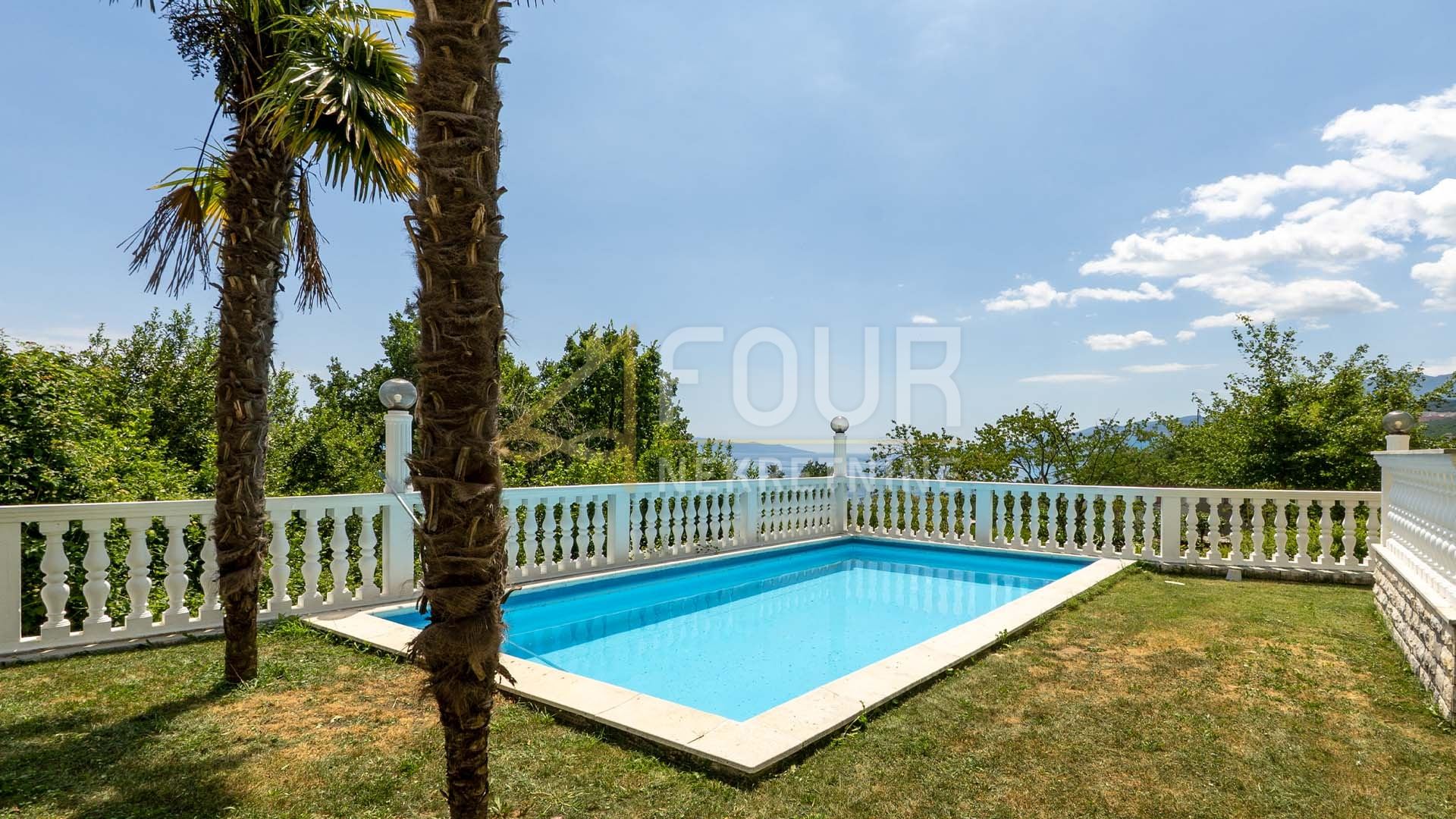 Haus u Opatiji, 347.35m², 3 sobe, slika 2